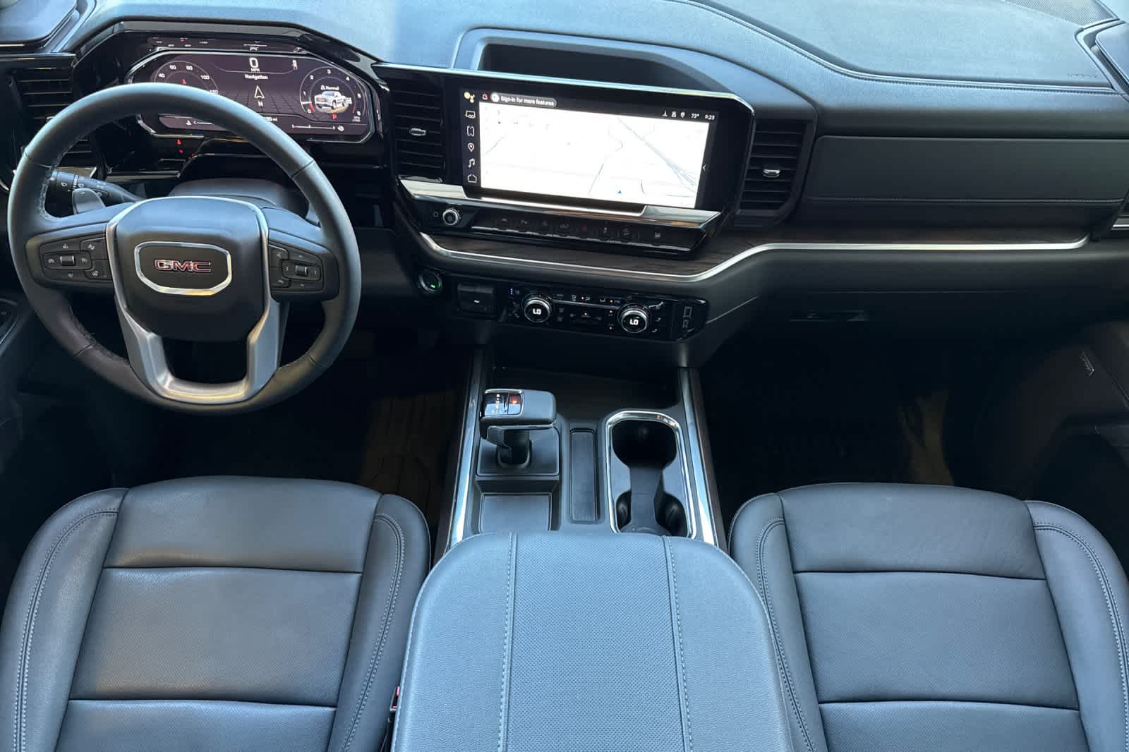 2025 Gmc Sierra 1500 SLT photo 3