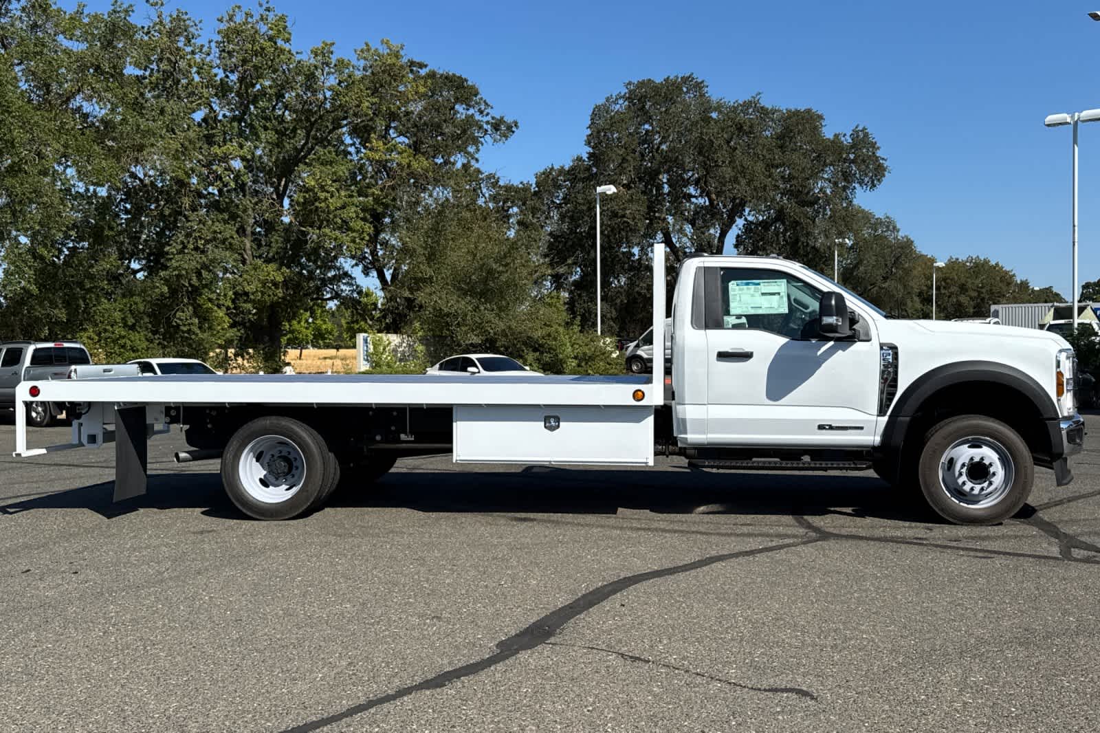 Thumbnail: 2025 Ford F-550 - 7
