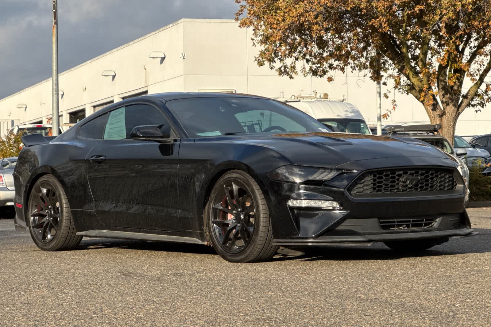 Thumbnail: 2022 Ford Mustang - 9