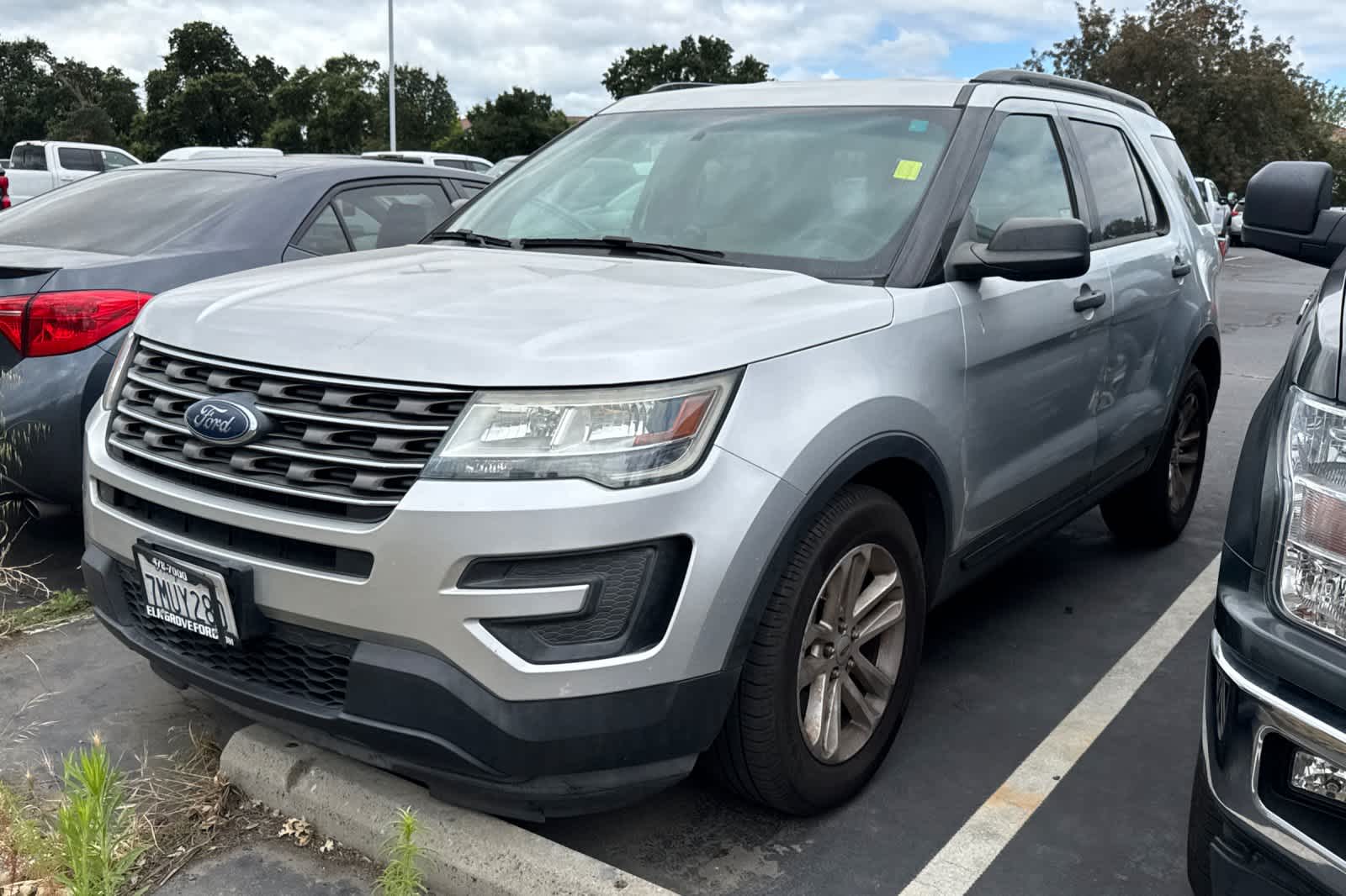 2016 Ford Explorer Base FWD's photo