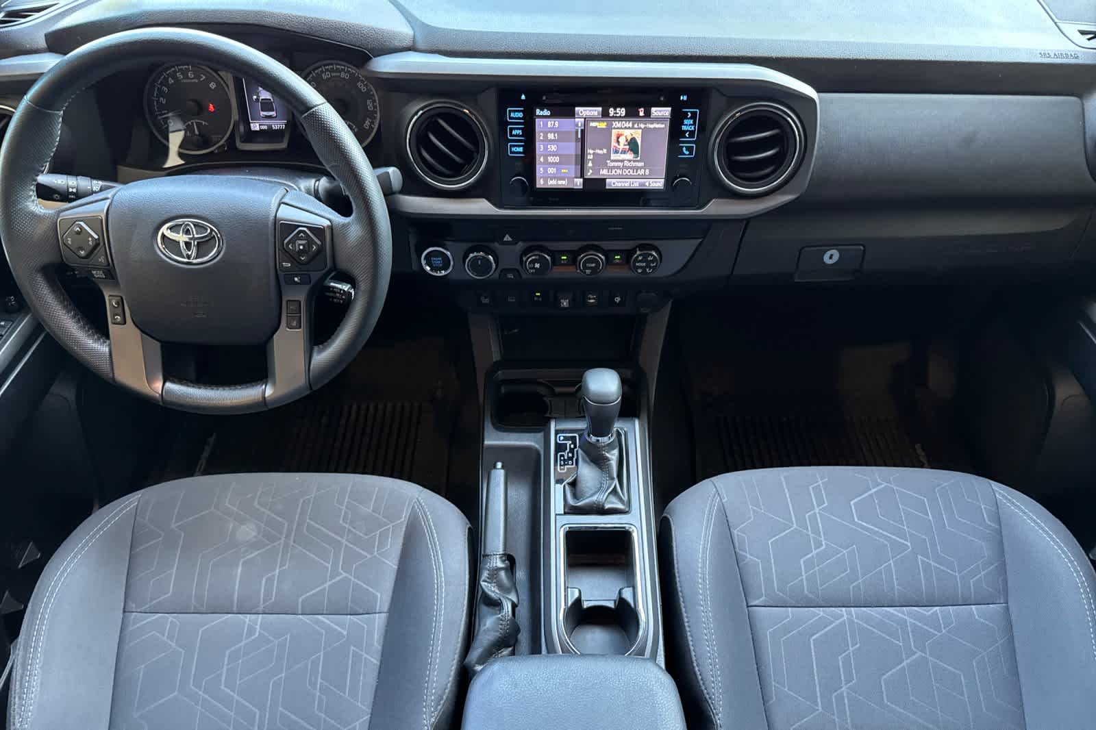 Thumbnail: 2019 Toyota Tacoma - 3