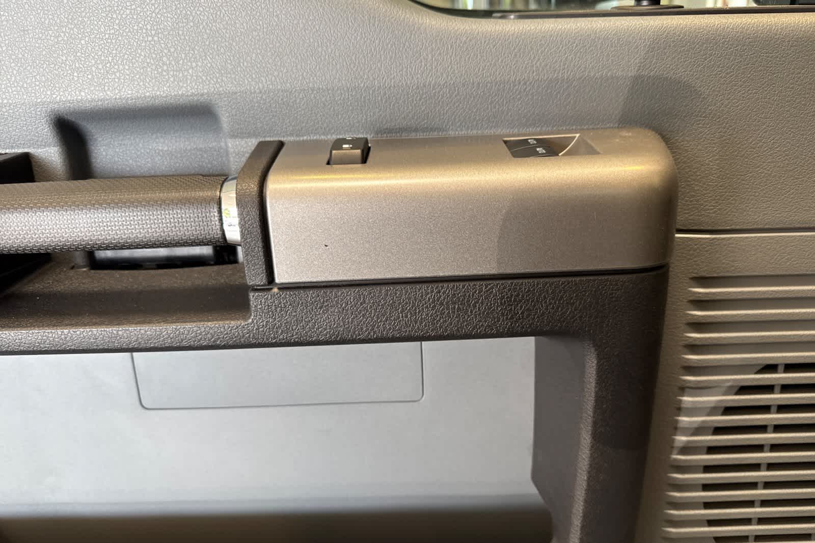 Thumbnail: 2025 Ford F-650 - 11