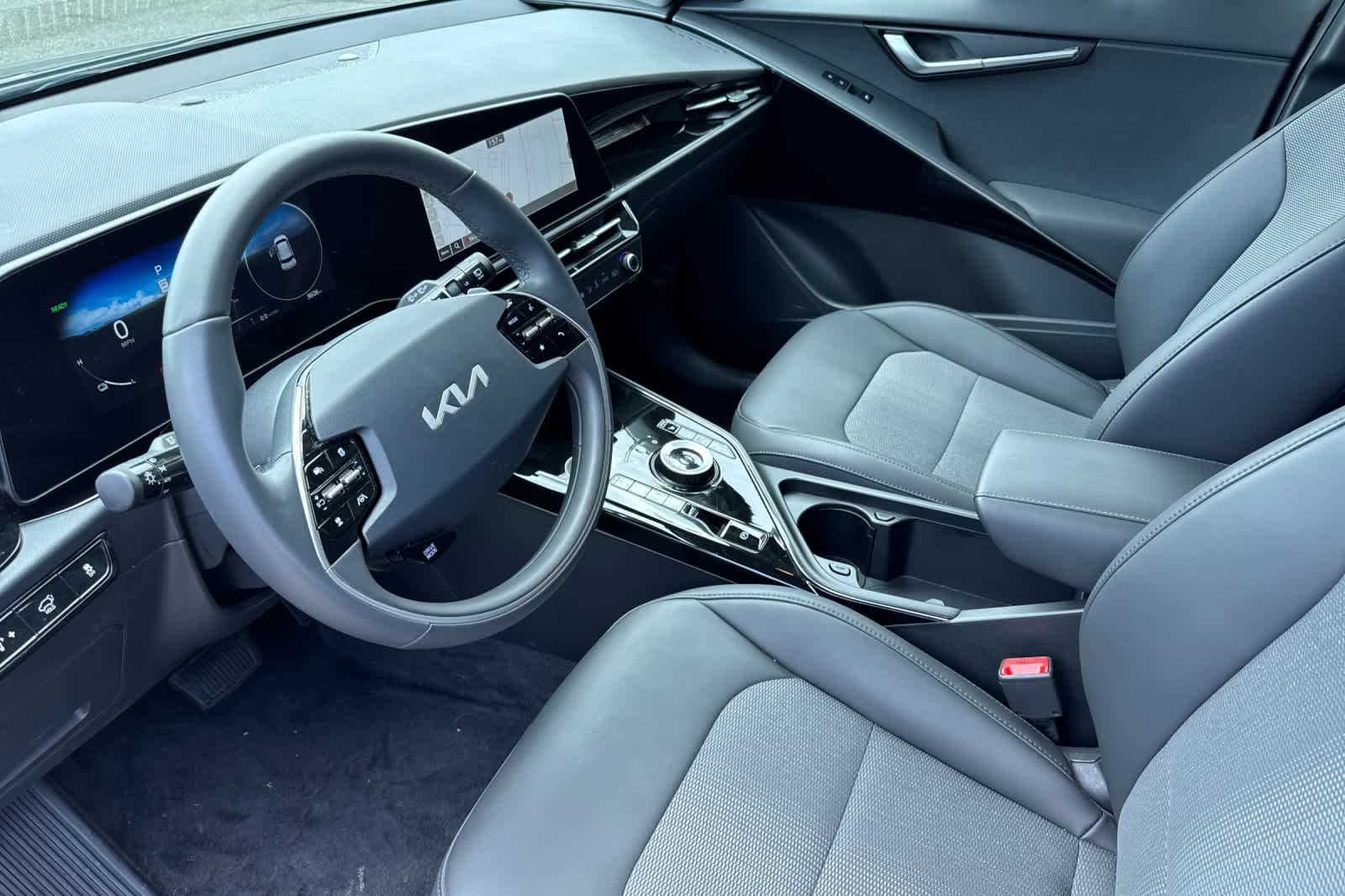 Thumbnail: 2025 Kia Niro - 11