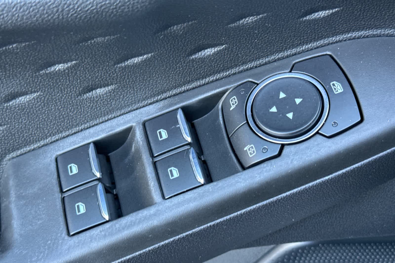 Thumbnail: 2020 Ford Escape - 13