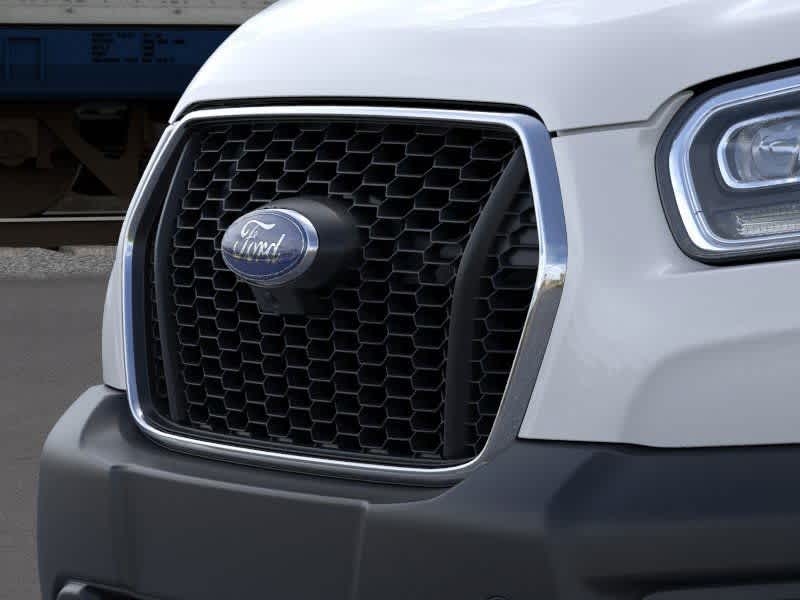 Thumbnail: 2025 Ford Econoline - 17
