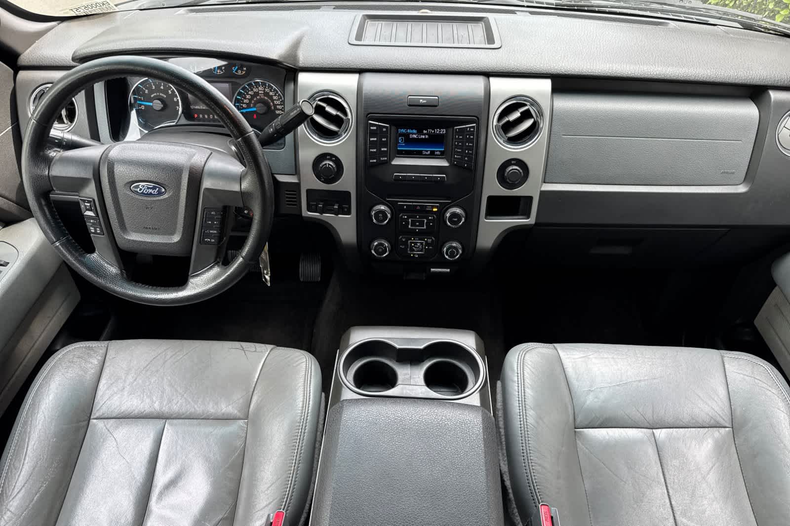 2014 Ford F-150 photo 2