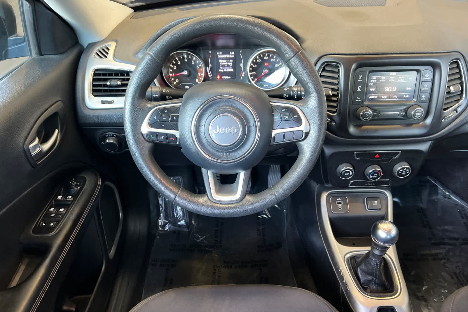 Thumbnail: 2018 Jeep Compass - 14