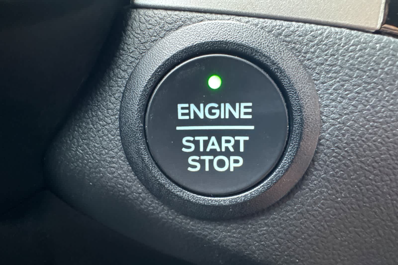 Thumbnail: 2022 Ford Escape - 23