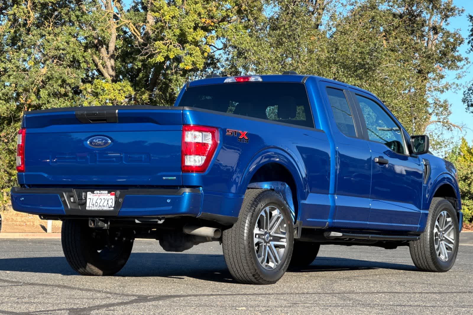 2023 Ford F-150 XL photo 2
