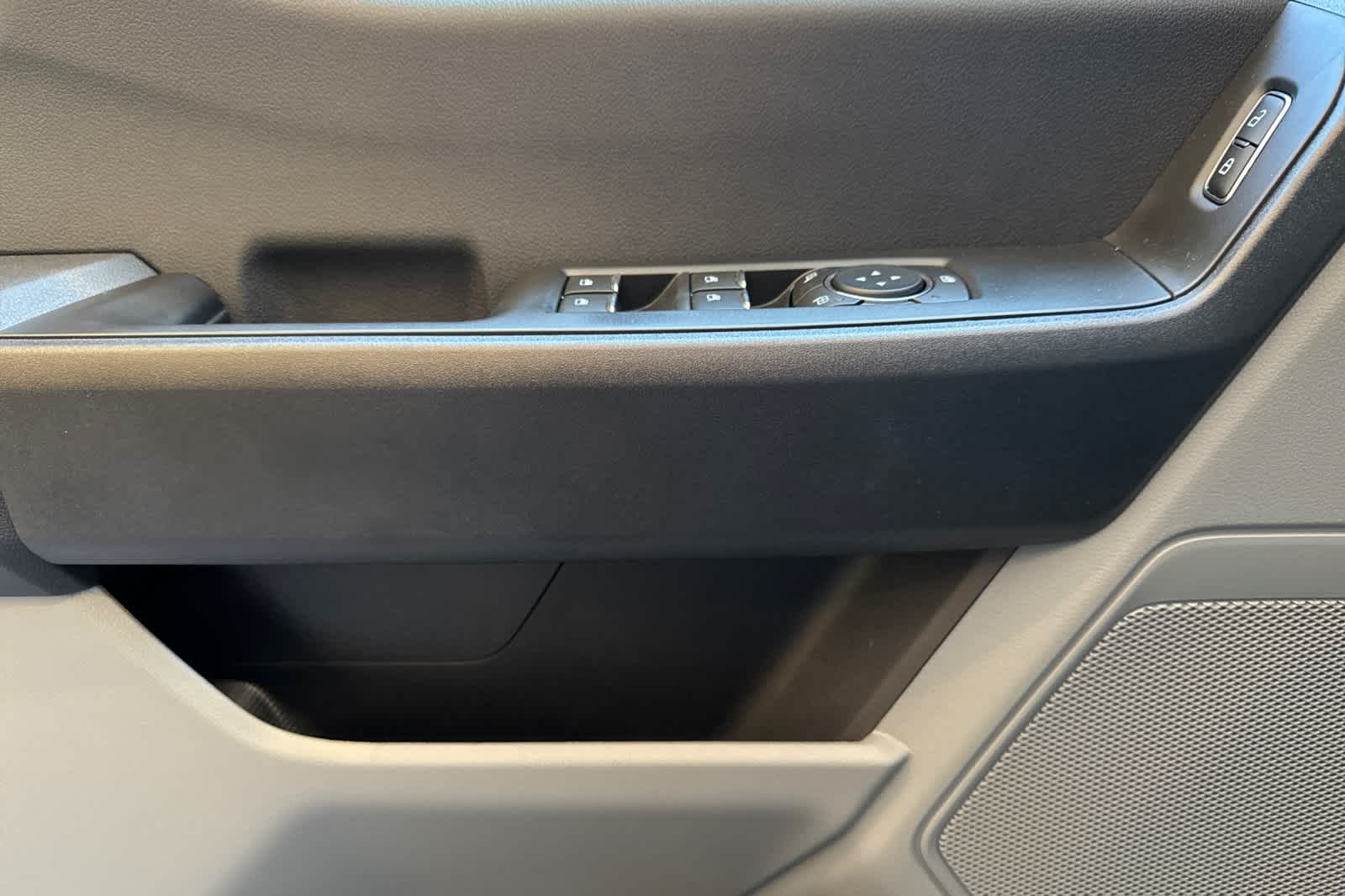 Thumbnail: 2025 Ford F-350 - 12