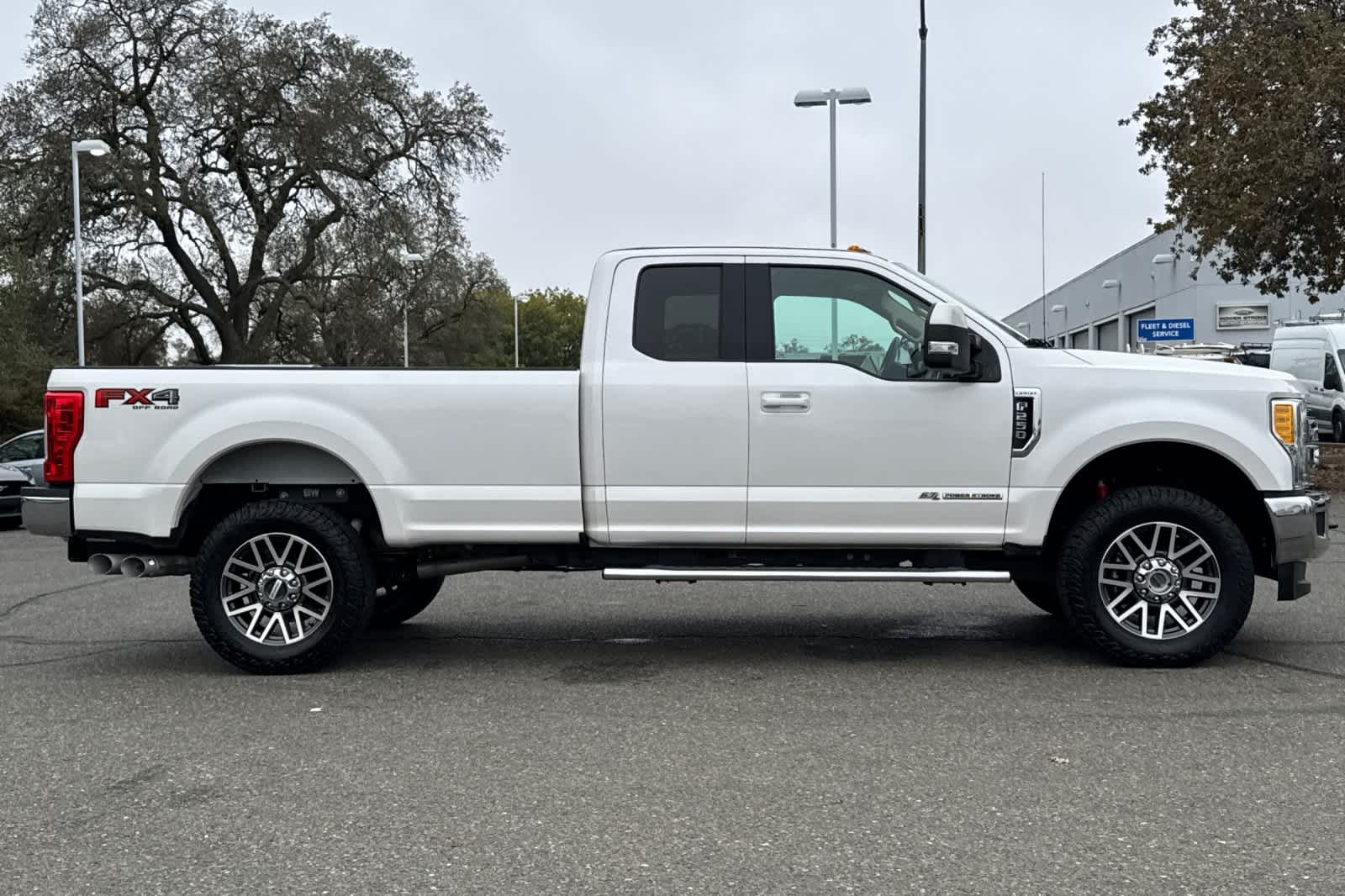 Thumbnail: 2017 Ford F-250 - 8