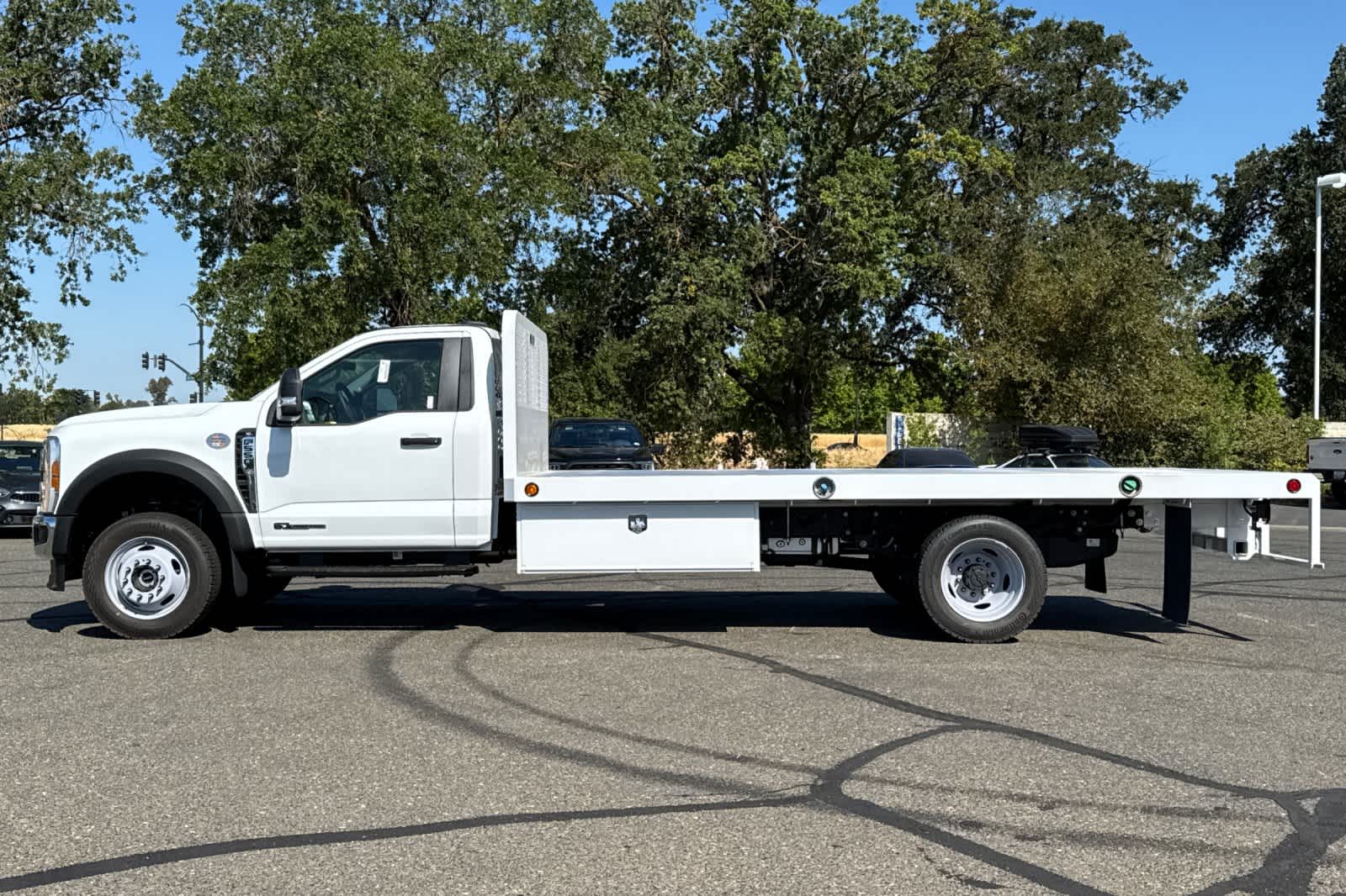 Thumbnail: 2025 Ford F-550 - 4