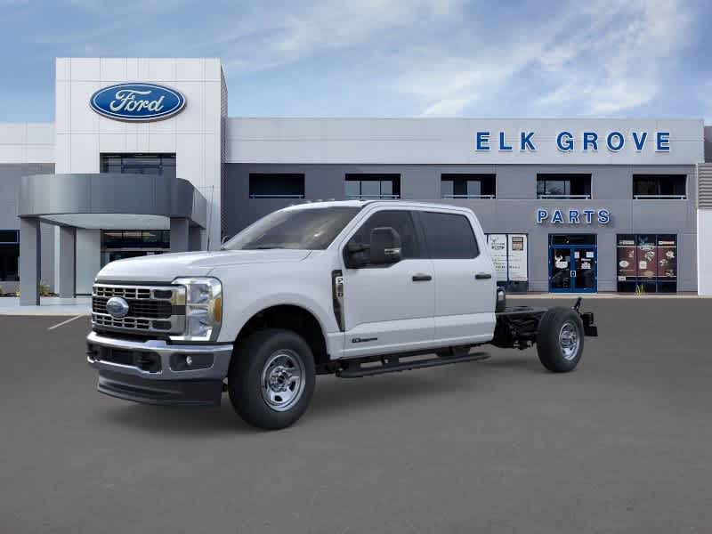2026 Ford F-350 XL 4x4 Crew Cab 179-In SRW's photo