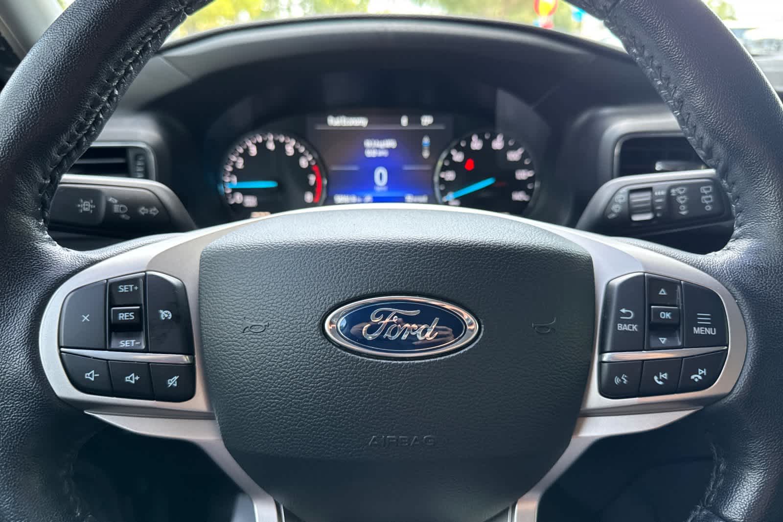 Thumbnail: 2022 Ford Explorer - 24