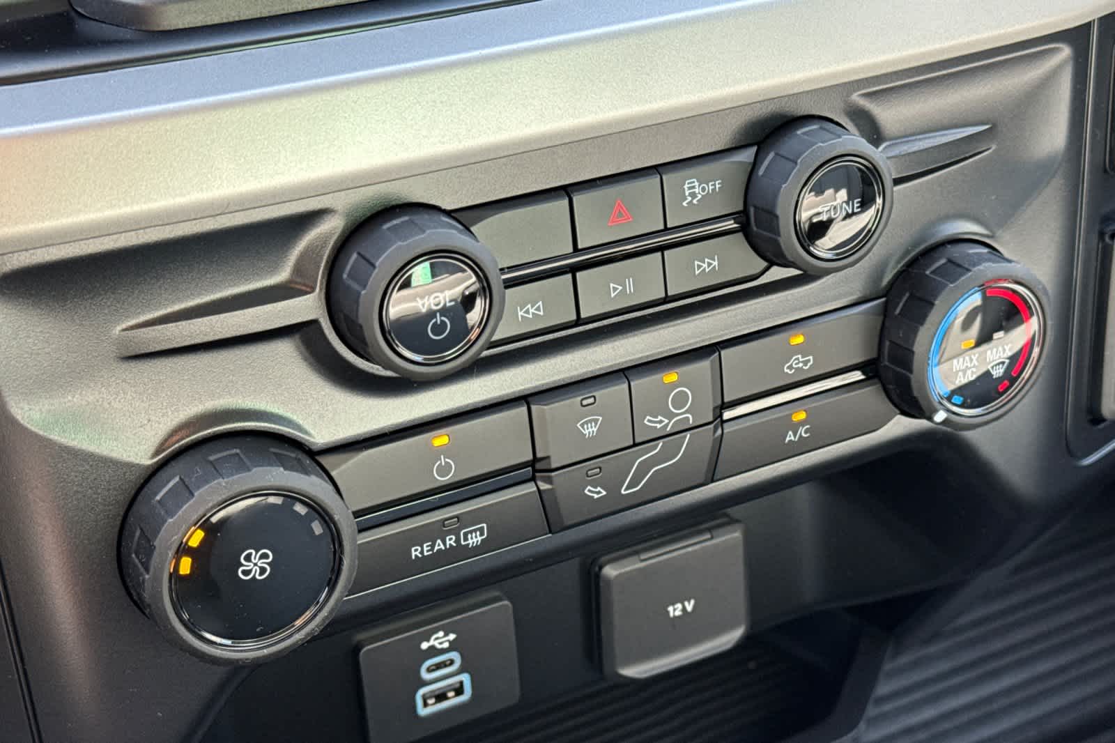 Thumbnail: 2025 Ford F-350 - 19