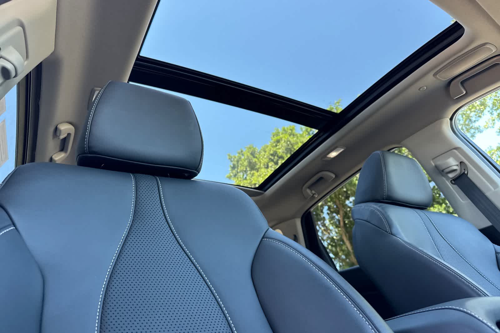 Thumbnail: 2021 Acura RDX - 17
