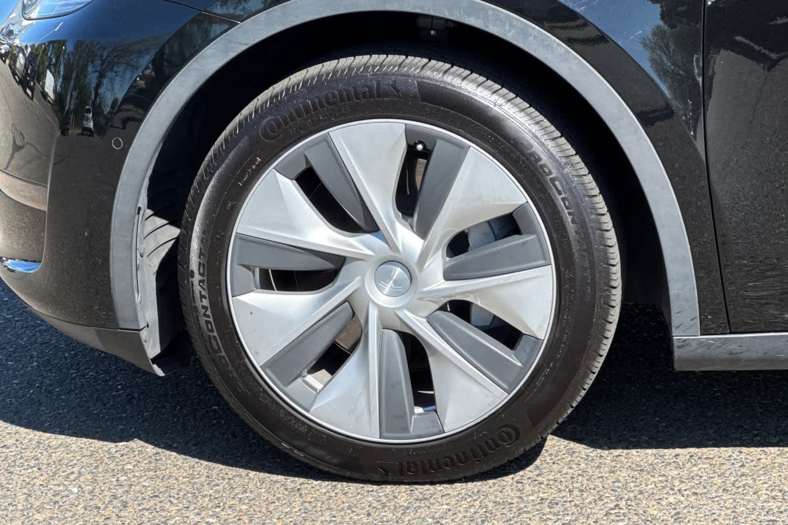 Thumbnail: 2021 Tesla Model Y - 26