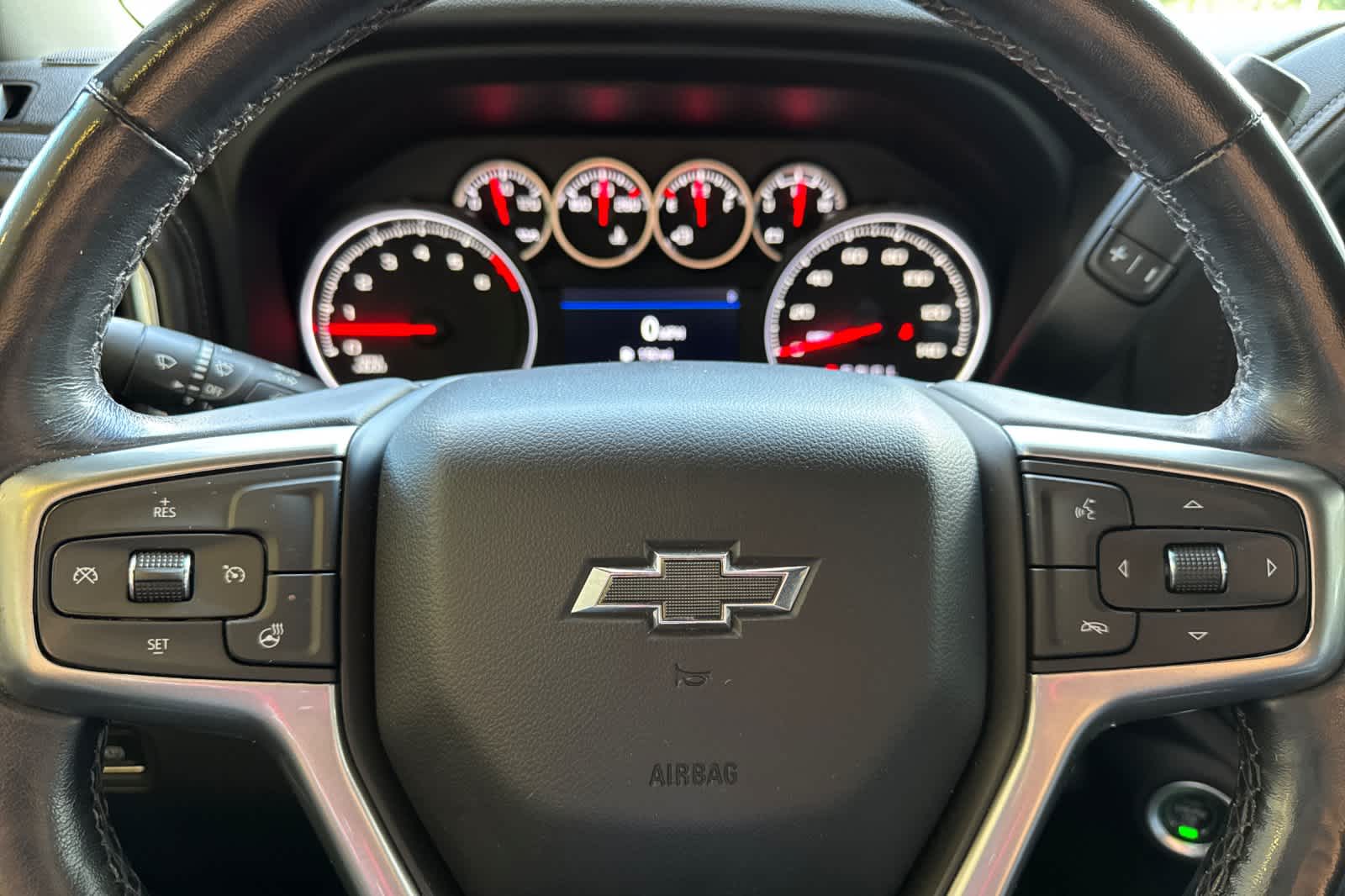 Thumbnail: 2022 Chevrolet Silverado 1500 - 22