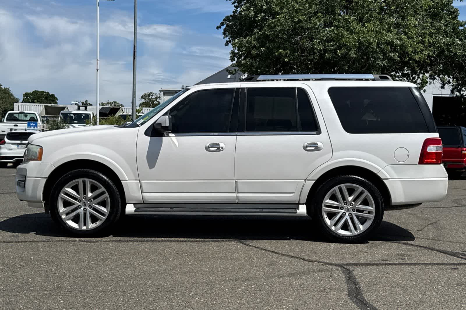 2016 Ford Expedition Limited photo 4