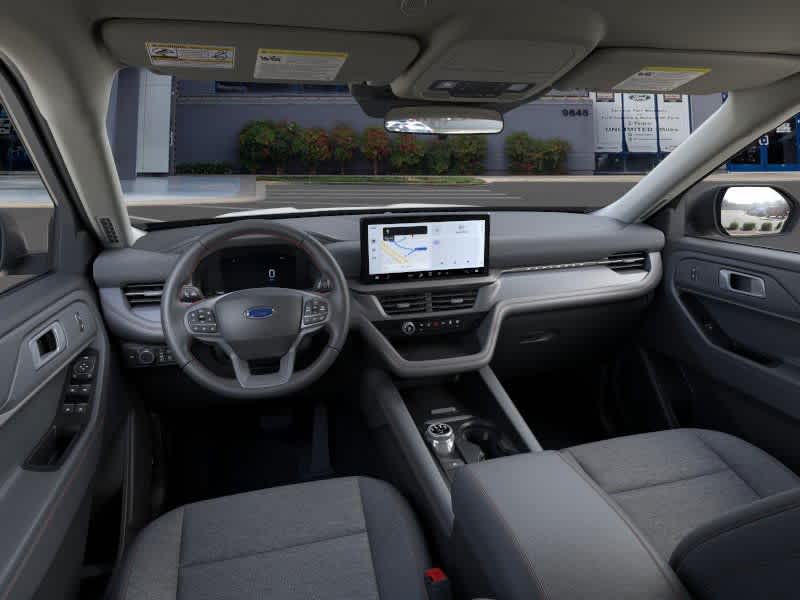 Thumbnail: 2025 Ford Explorer - 9
