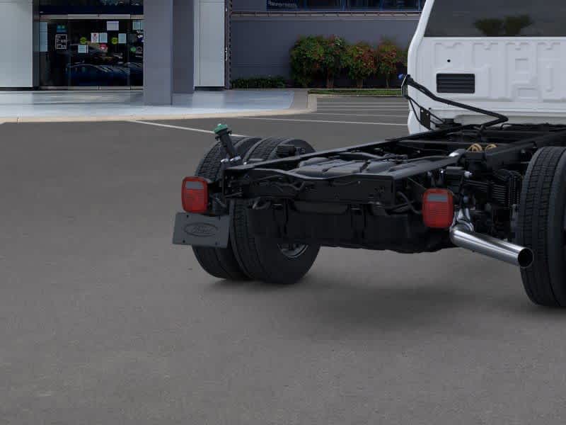 Thumbnail: 2025 Ford F-550 - 21