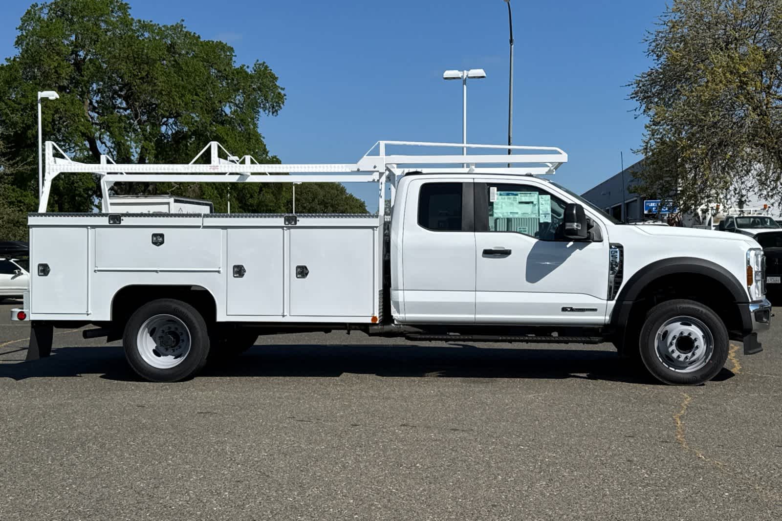 Thumbnail: 2025 Ford F-550 - 8