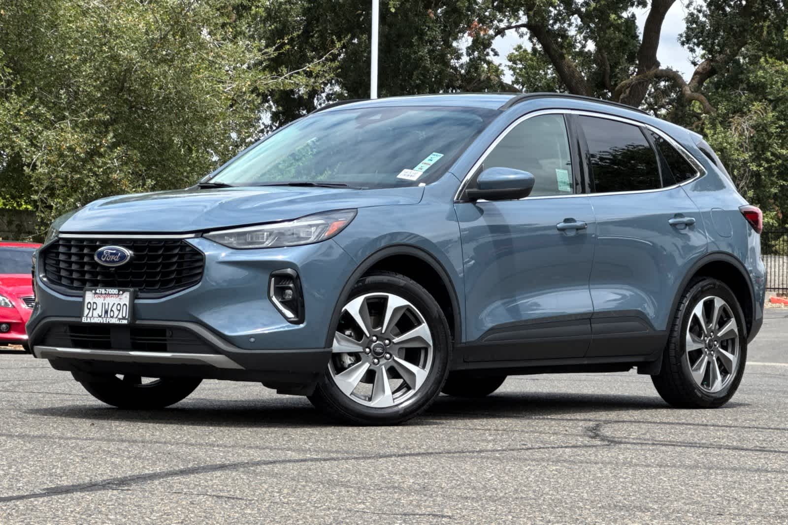 2023 Ford Escape Platinum AWD Hybrid's photo