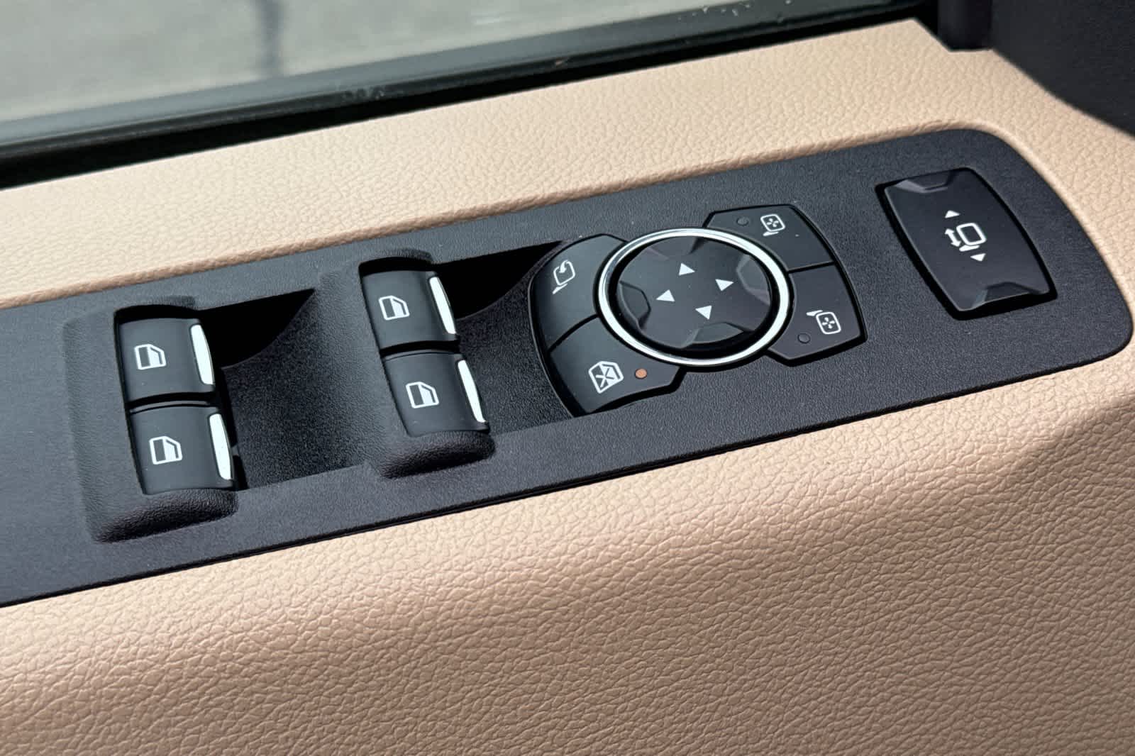 Thumbnail: 2017 Ford F-250 - 13