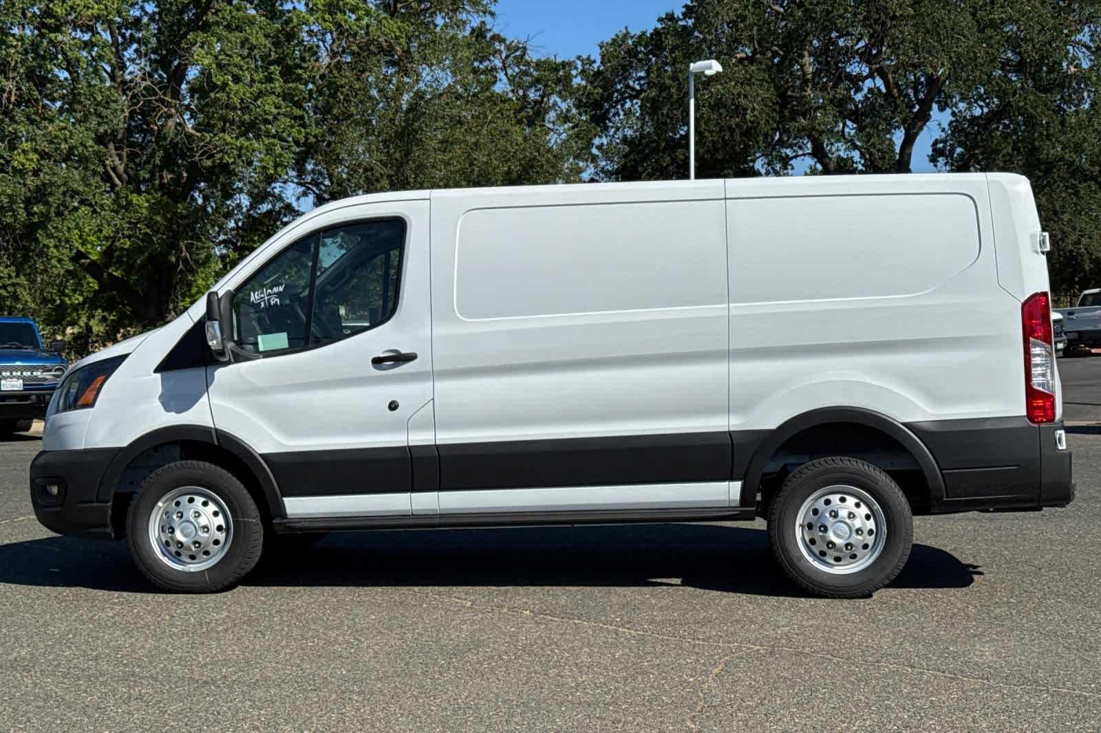 2025 Ford Transit photo 4