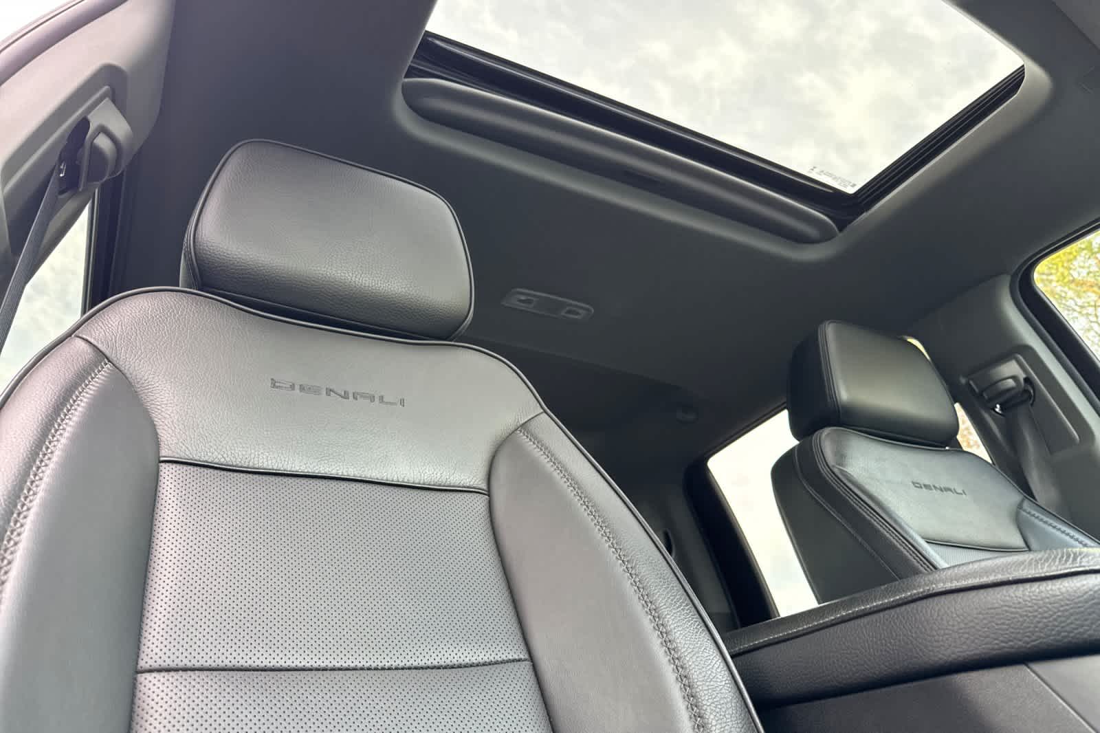 Thumbnail: 2024 GMC Sierra 2500 - 16