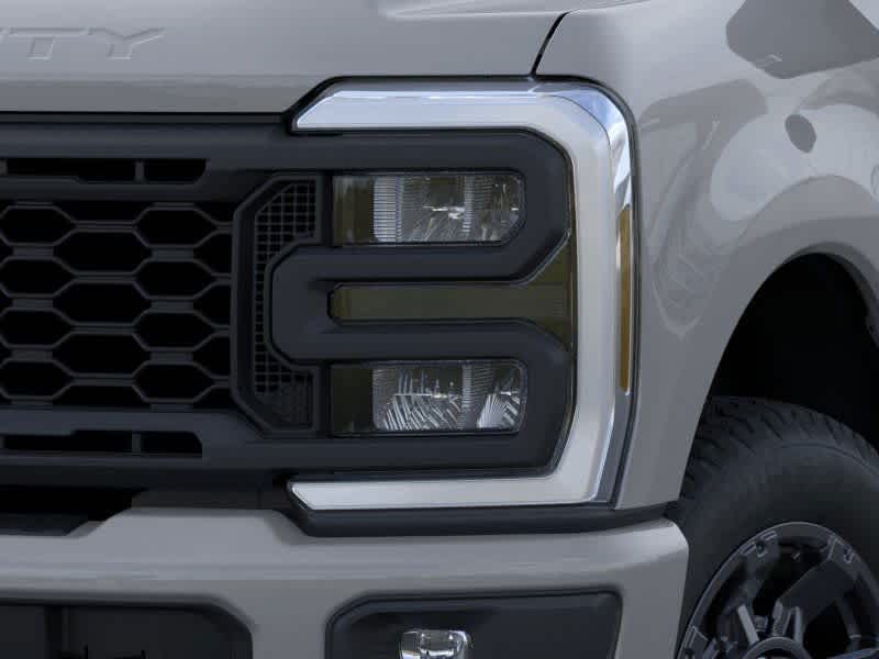 Thumbnail: 2025 Ford F-250 - 18