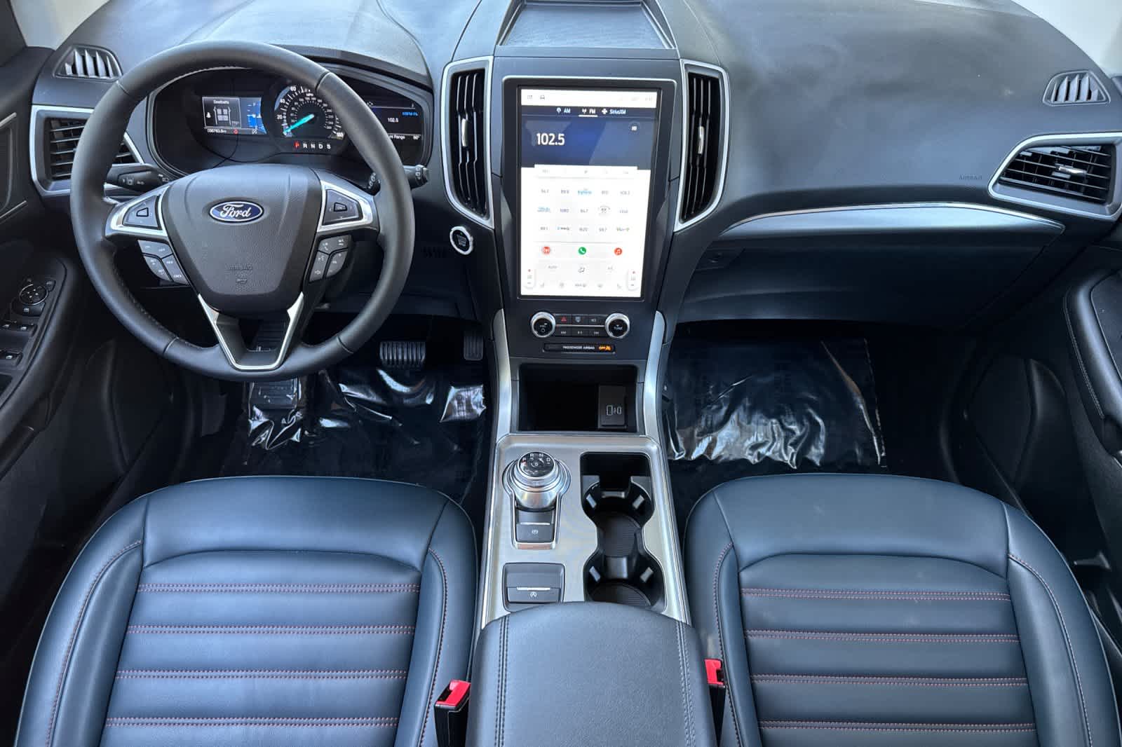 Thumbnail: 2022 Ford Edge - 3