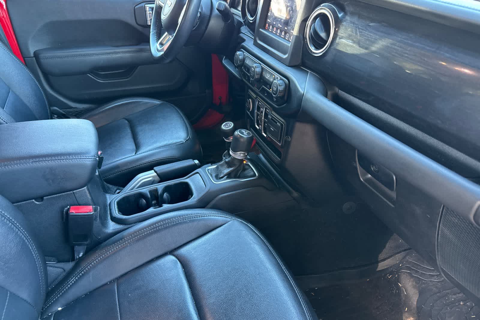 Thumbnail: 2021 Jeep Wrangler - 16