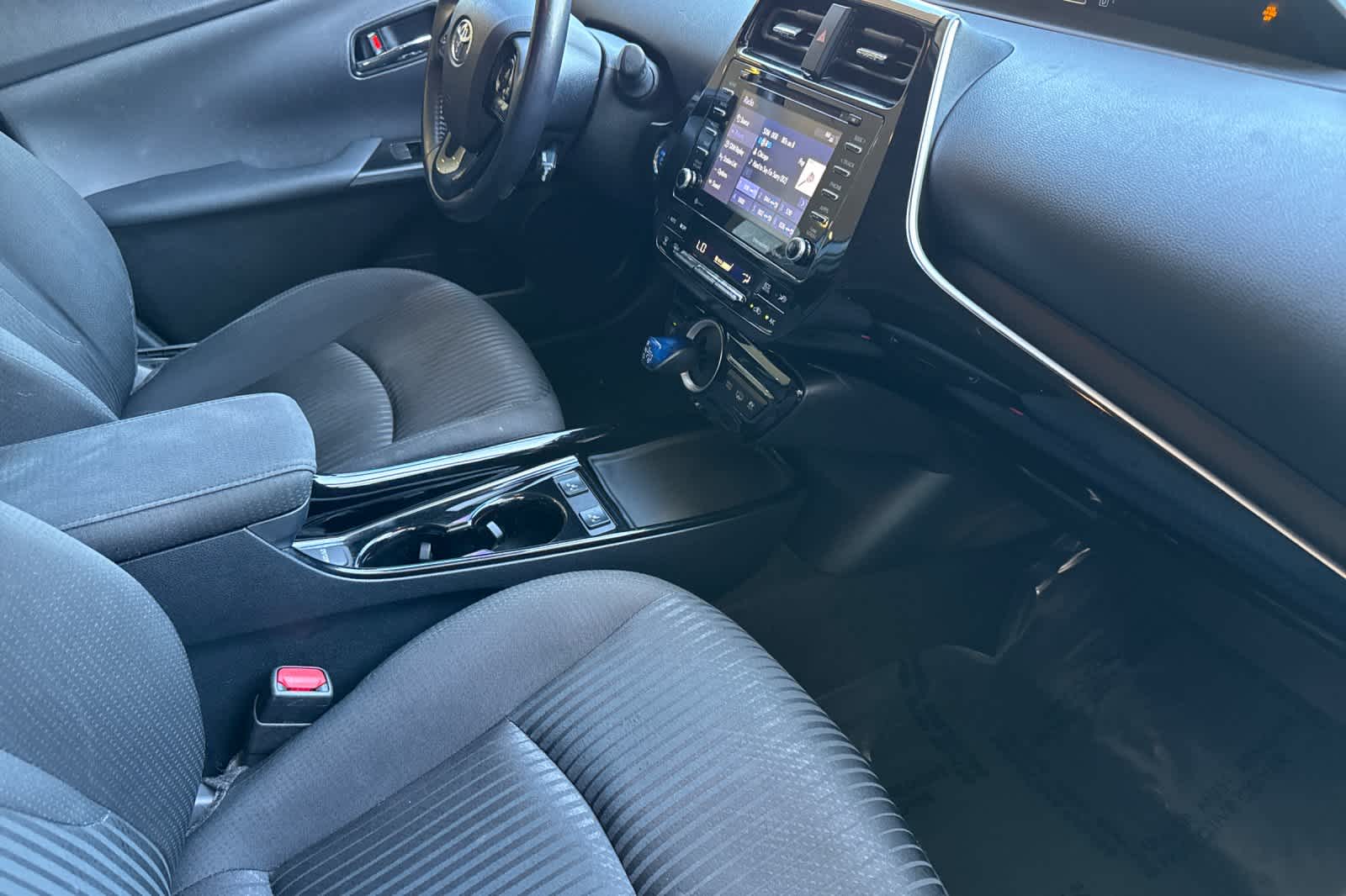 Thumbnail: 2021 Toyota Prius Prime - 16
