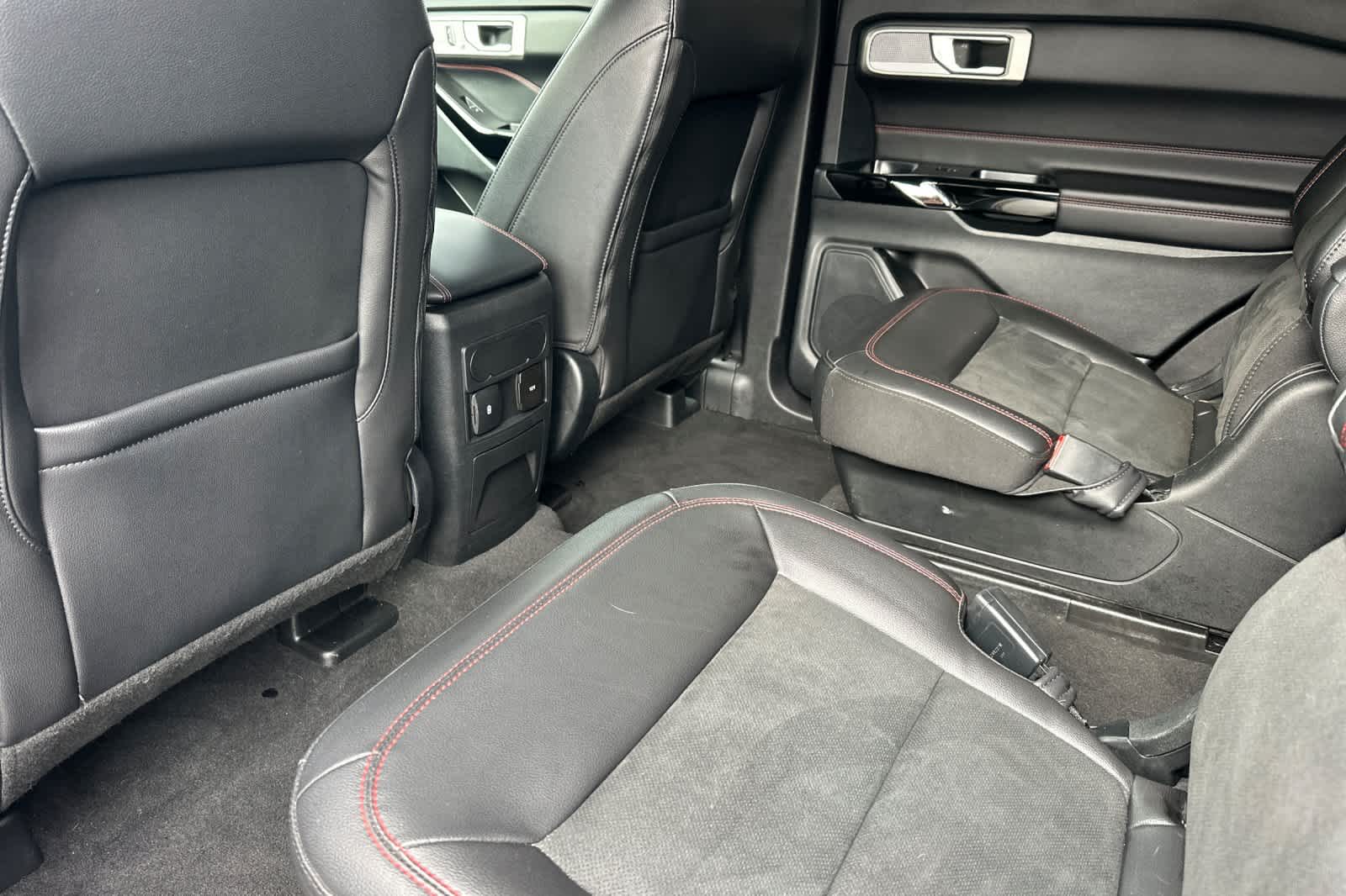 Thumbnail: 2022 Ford Explorer - 4