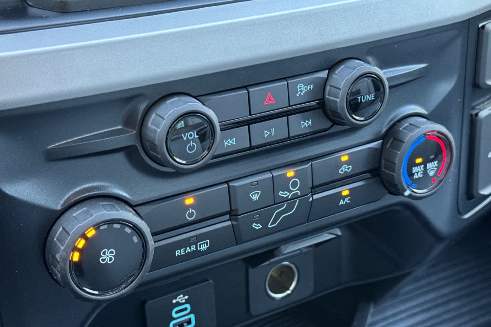 Thumbnail: 2025 Ford F-350 - 18