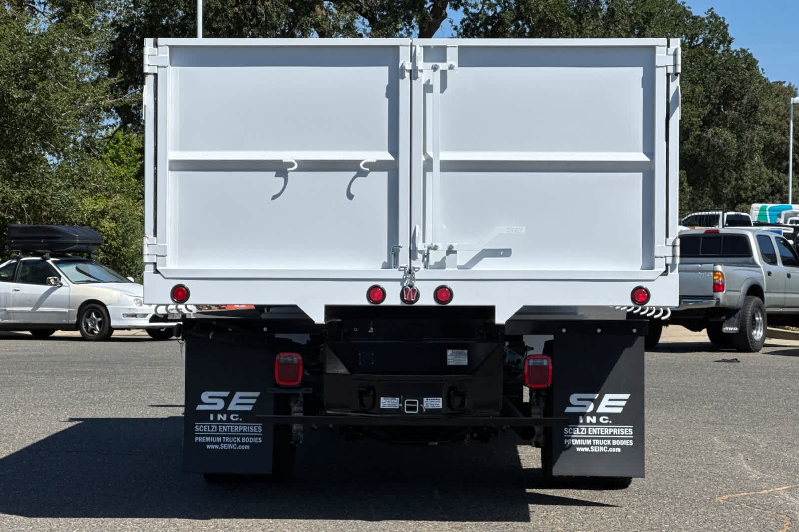 Thumbnail: 2025 Ford F-550 - 6
