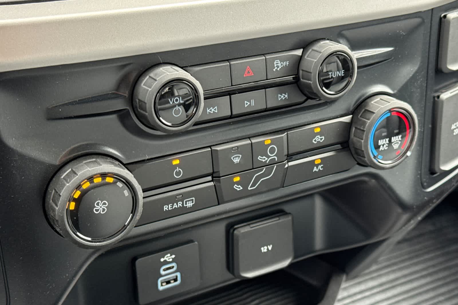 Thumbnail: 2026 Ford F-350 - 19