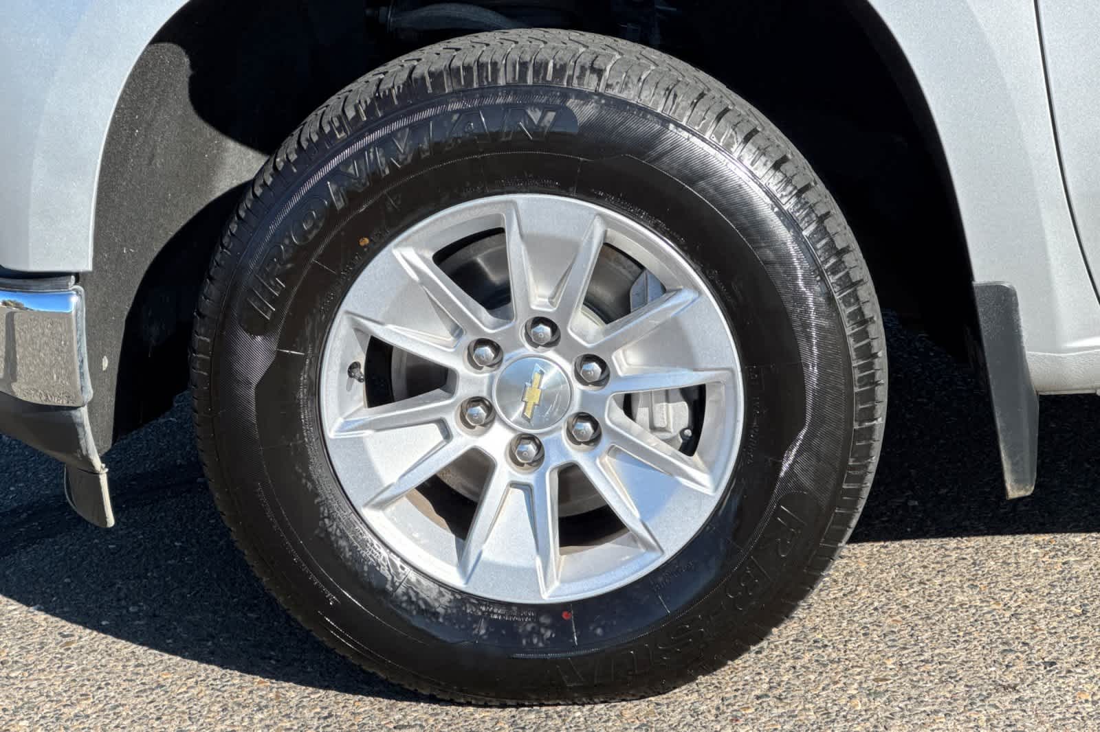 Thumbnail: 2019 Chevrolet Silverado 1500 - 25