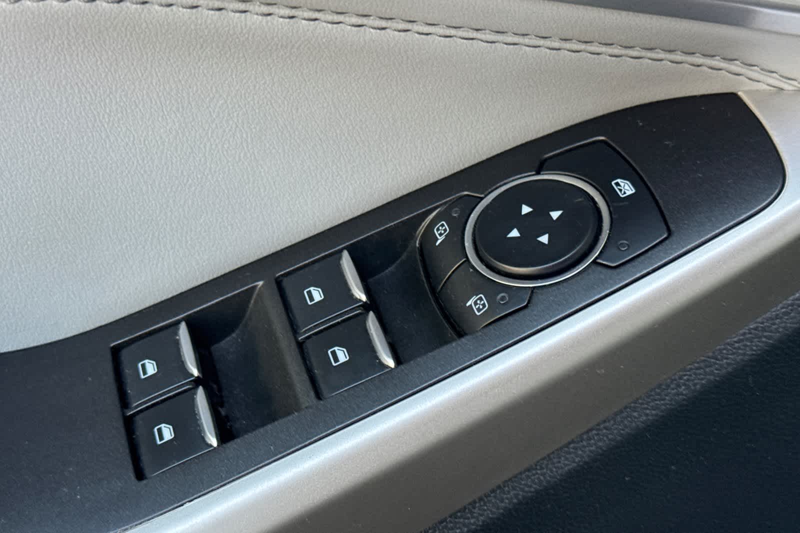 Thumbnail: 2023 Ford Explorer - 13