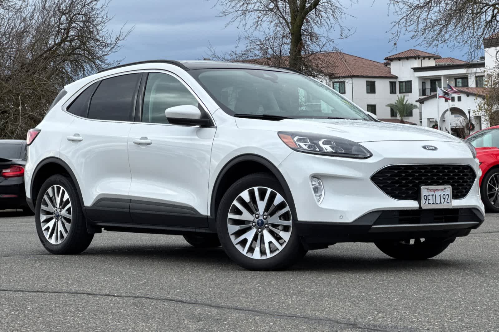 Thumbnail: 2022 Ford Escape - 9