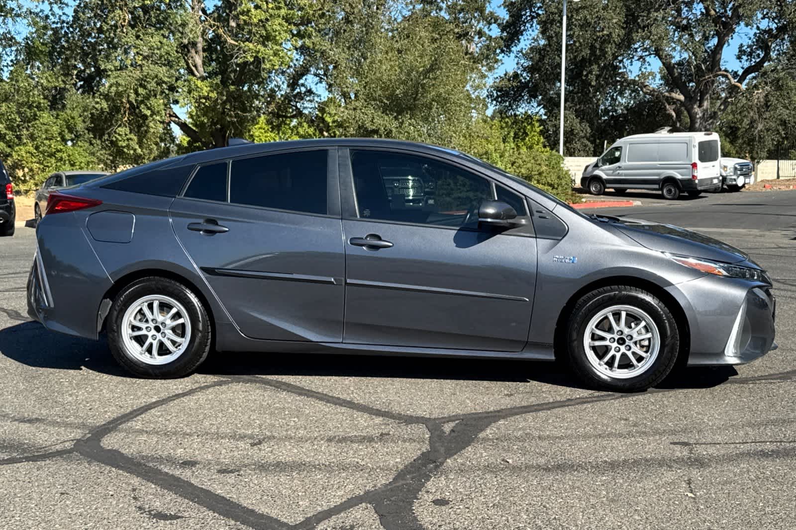 Thumbnail: 2021 Toyota Prius Prime - 8