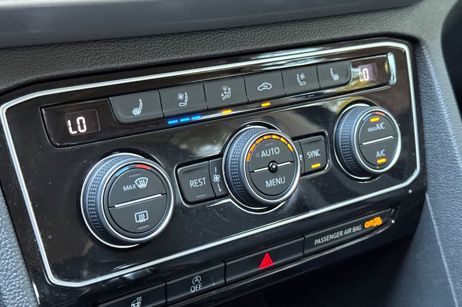 Thumbnail: 2019 Volkswagen Atlas - 22