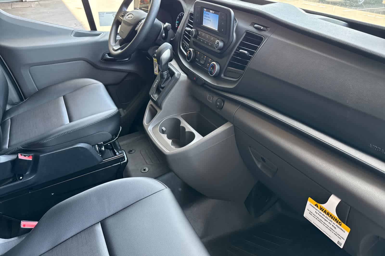 Thumbnail: 2025 Ford Econoline - 17