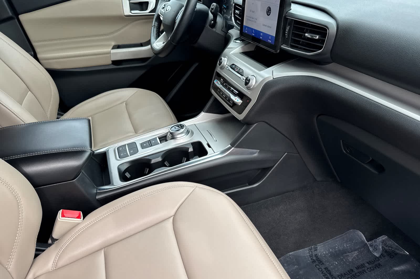 Thumbnail: 2022 Ford Explorer - 17