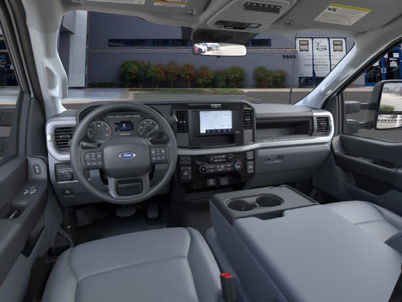 Thumbnail: 2025 Ford F-550 - 9