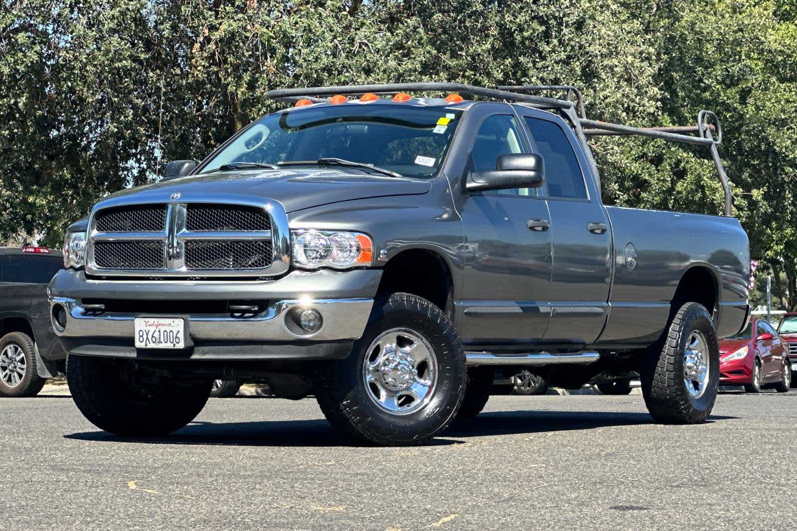 2005 Dodge Ram 3500 SLT Hero Image