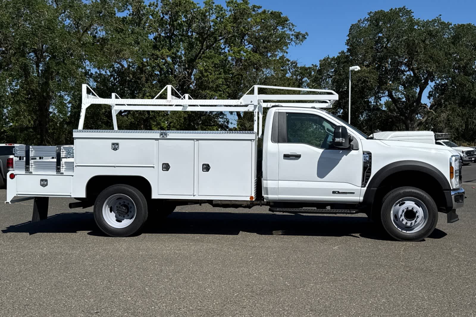 Thumbnail: 2025 Ford F-550 - 7
