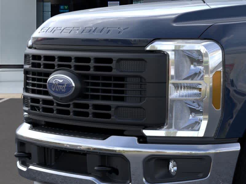 Thumbnail: 2025 Ford F-250 - 17