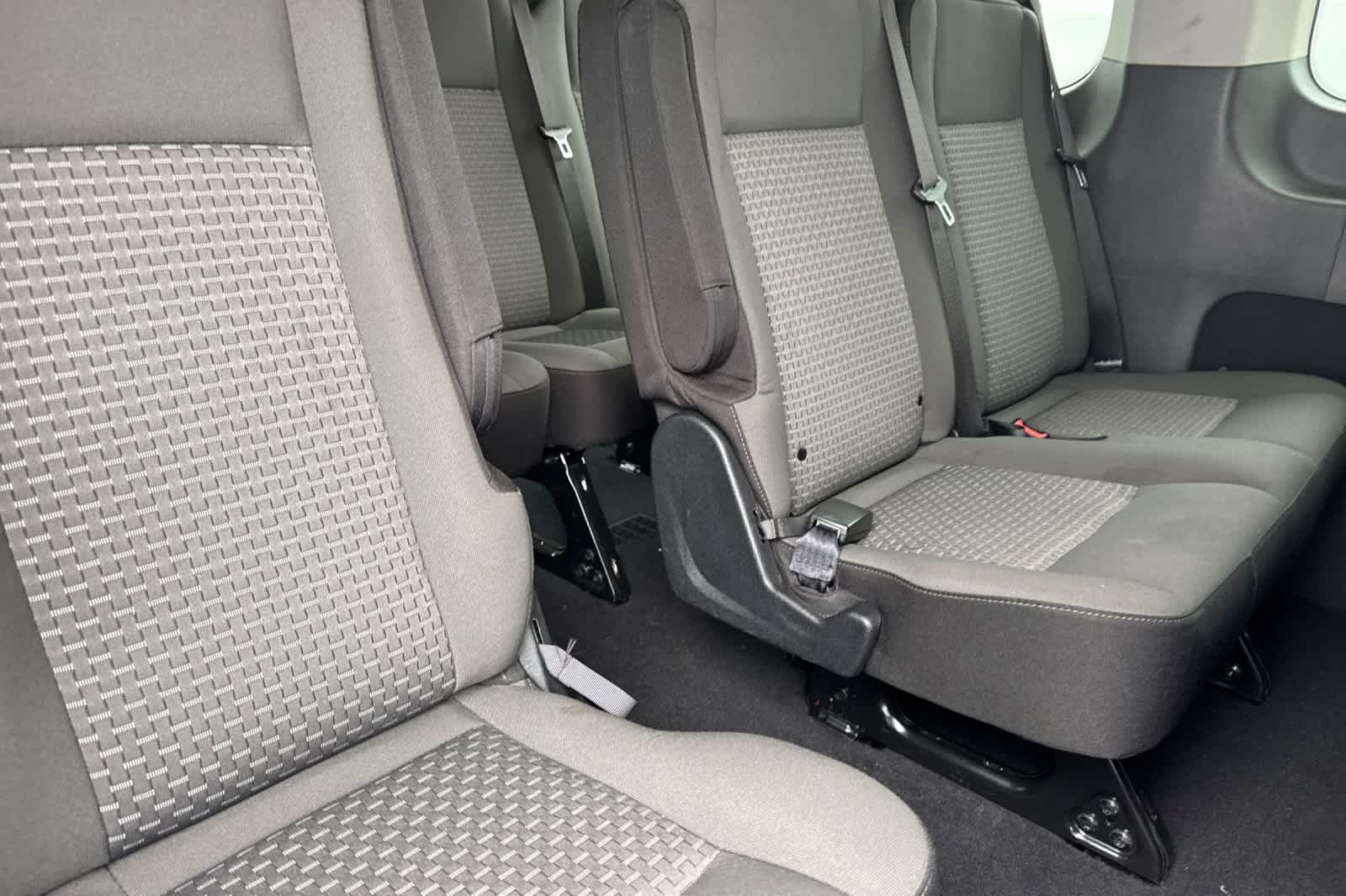 Thumbnail: 2024 Ford Econoline - 15